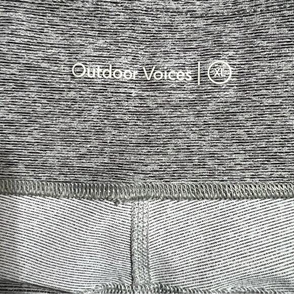 Outdoor Voices Two-Tone 3/4 Leggings Capri Pants Size Extra Large XL - Picture 5 of 7